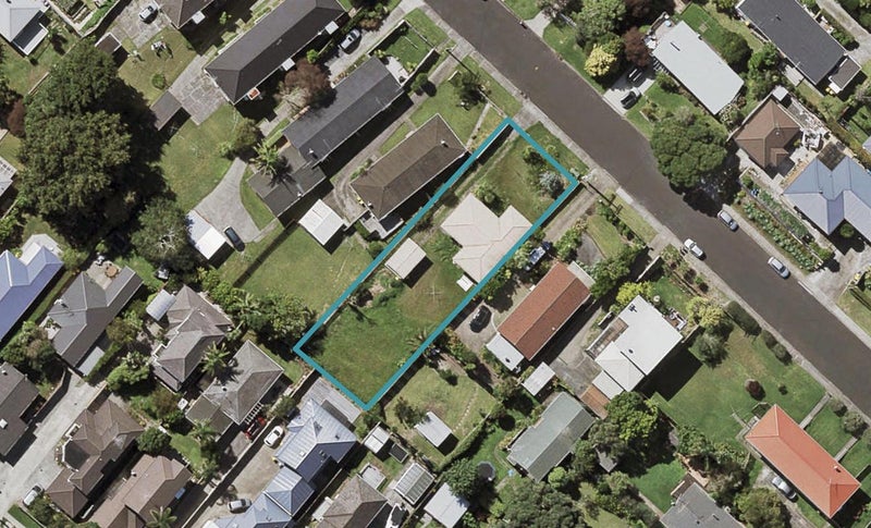1/1 Sudan Avenue, Milford, Auckland - Carousel 1