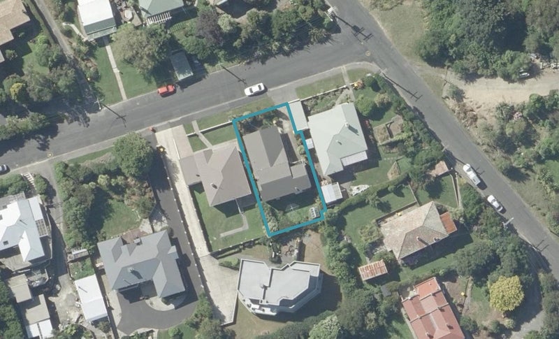 66A Totara Street, Ravensbourne, Dunedin - Carousel 1
