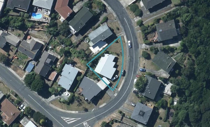 52 Truro Road, Camborne, Porirua - Carousel 1