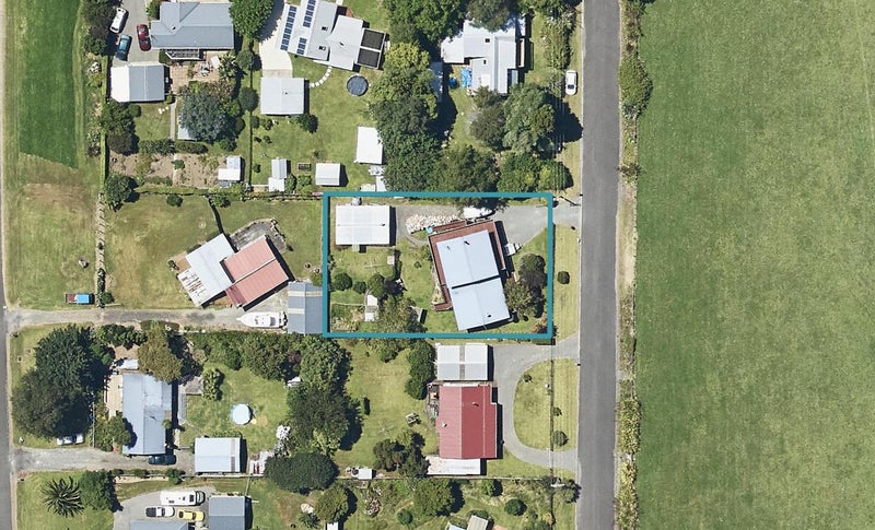 13 Esplanade Road, Tahawai, Katikati - Carousel 1
