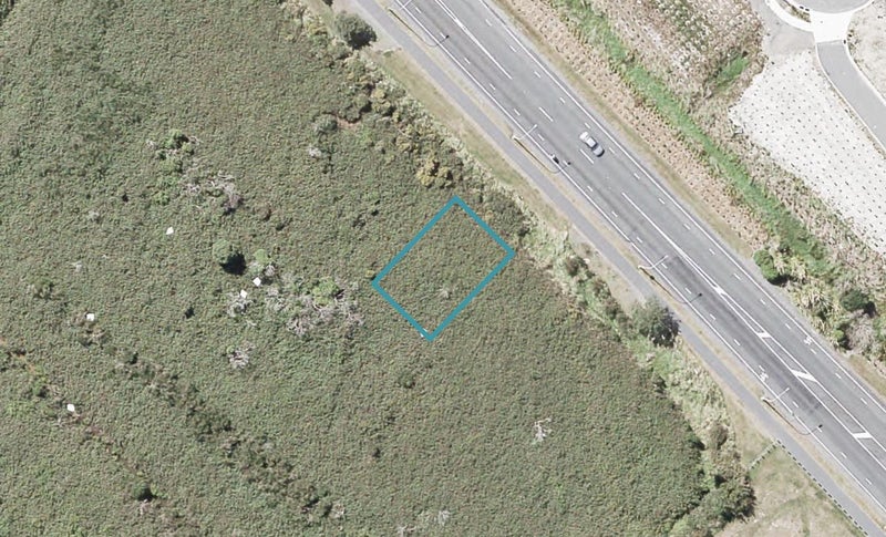69 Grovedale Square, Wainuiomata, Lower Hutt - Carousel 1