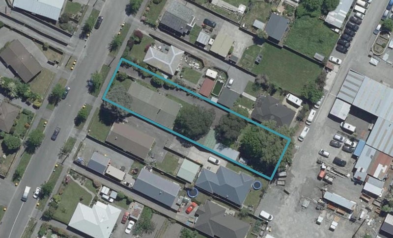 32 Tyrone Street, Belfast, Christchurch - Carousel 1