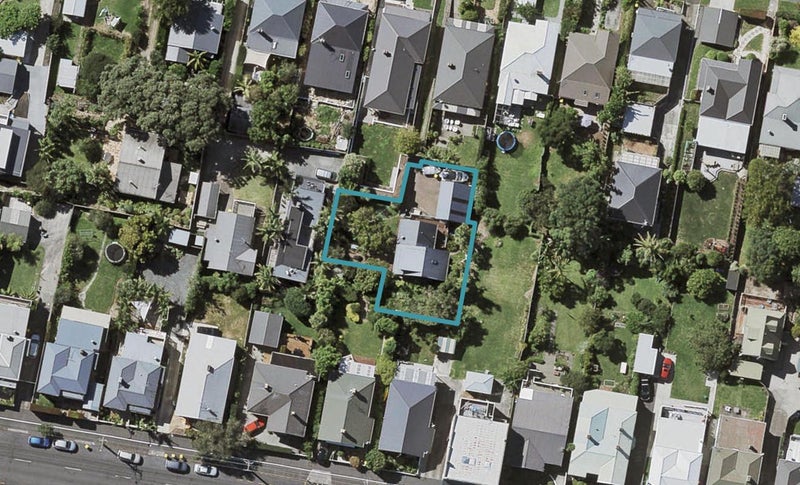 17A Rutland Road, Stanley Point, Auckland - Carousel 1