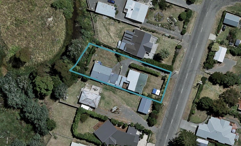 32B Airini Road, Waimarama, Havelock North - Carousel 1