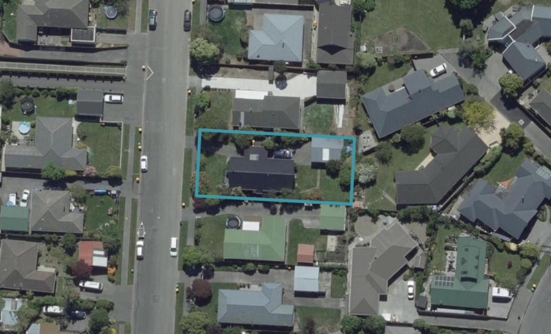 10 Grimseys Road, Redwood, Christchurch - Carousel 1