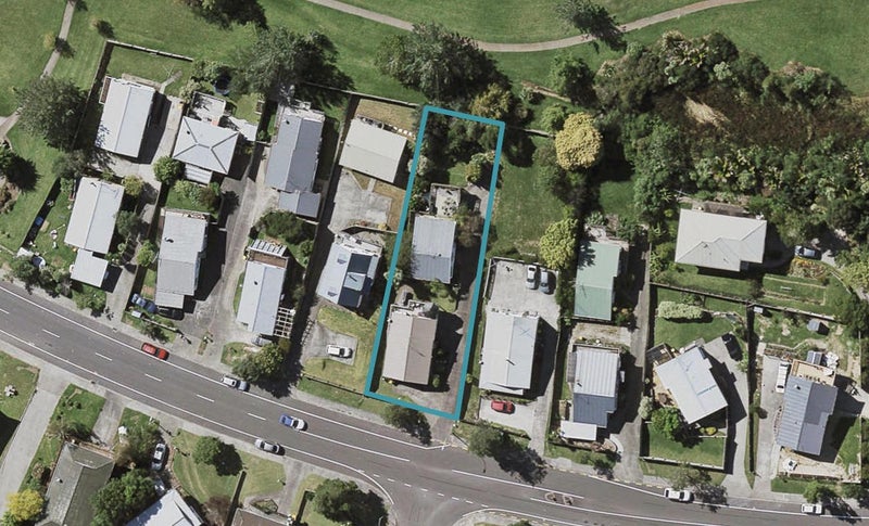1/62 Trias Road, Totara Vale, Auckland - Carousel 1