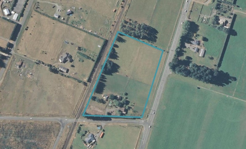 10 Hawke Road, Orari - Carousel 1