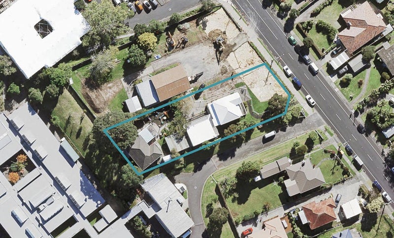 134 Birkdale Road, Birkdale, Auckland - Carousel 1