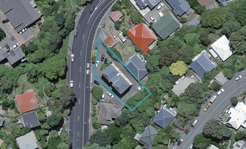 5/161 Glenmore Street, Kelburn, Wellington - Carousel 1