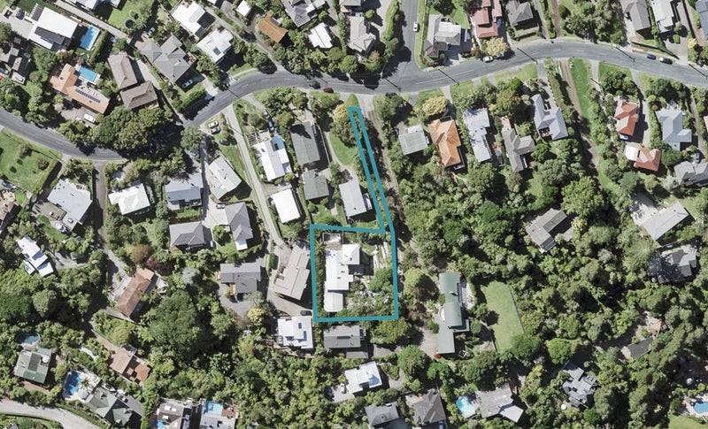 2/0 Channel View Road, Campbells Bay, Auckland - Carousel 1