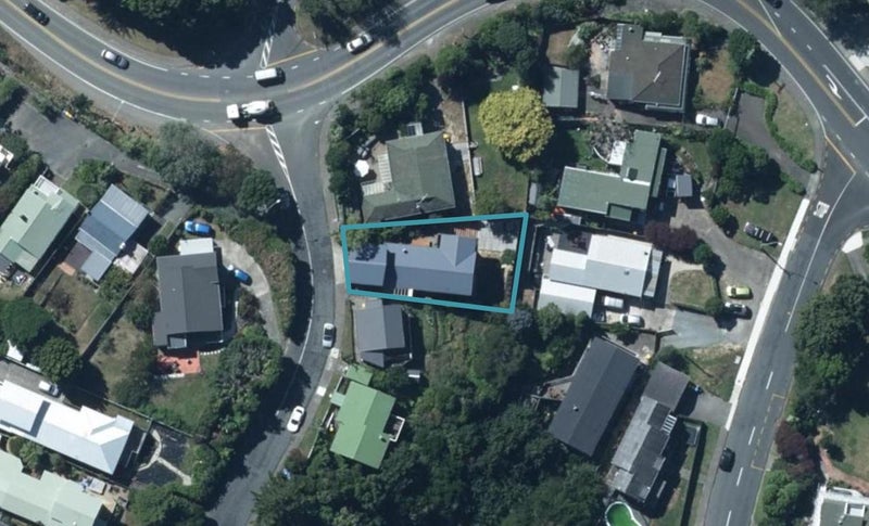 3 Bayview Road, Paremata, Porirua - Carousel 1