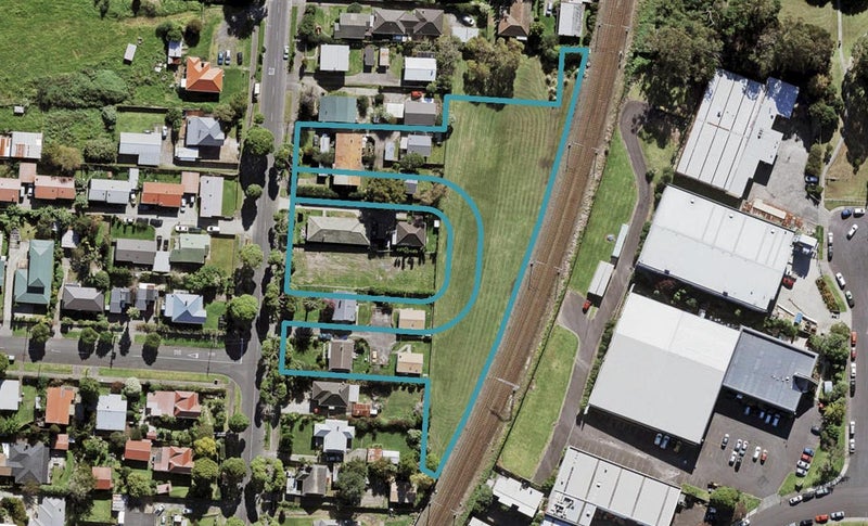 102/1 Porowhita Road, Avondale, Auckland - Carousel 1