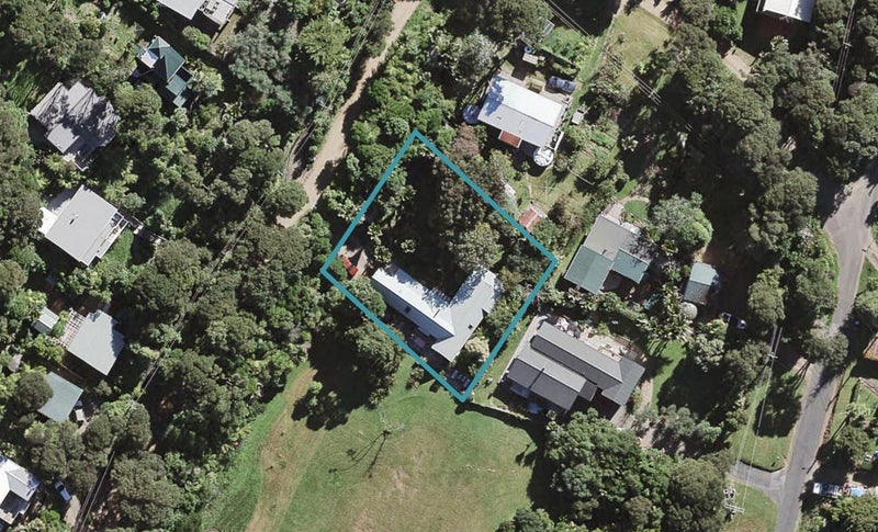 3 Wairua Road, Omiha, Waiheke Island - Carousel 1