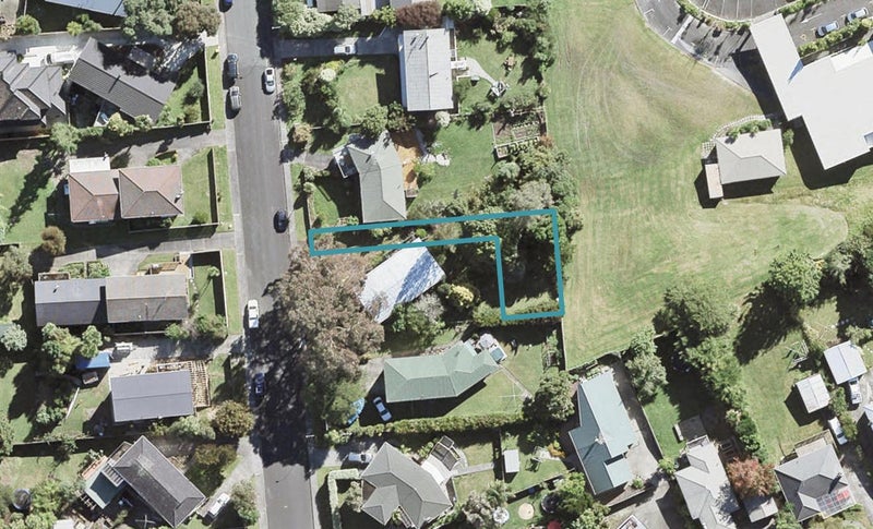 21E Acacia Road, Torbay, Auckland - Carousel 1