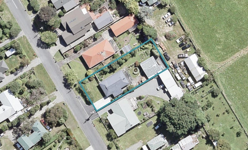 9 MacLaren Street, Maymorn, Upper Hutt - Carousel 1