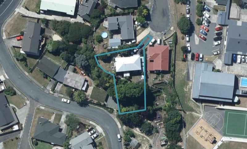 12 Spey Place, Papakowhai, Porirua - Carousel 1