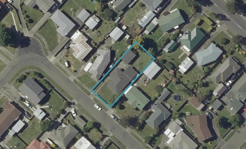 57 Stephens Crescent, Highbury, Palmerston North - Carousel 1