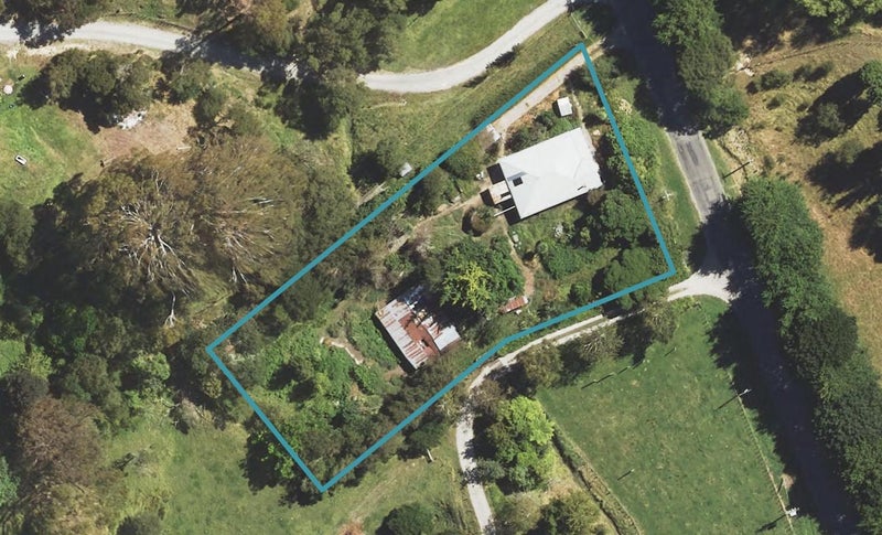 195 Valley Road, Mangapapa, Gisborne - Carousel 1