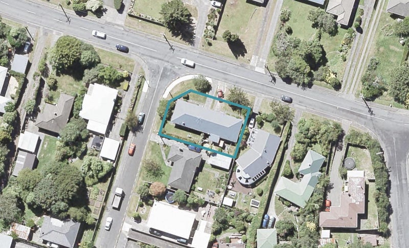 2/148 Hine RD, Wainuiomata, Lower Hutt - Carousel 1