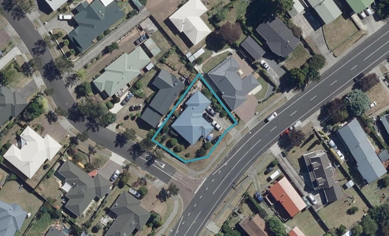 2 Hollinger Place, Nawton, Hamilton - Carousel 1