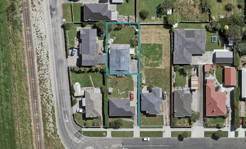 8 Louisa Street, Gladstone, Invercargill - Carousel 1