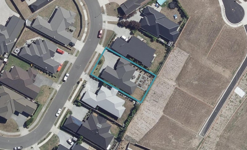 11 Vantage Place, Flagstaff, Hamilton - Carousel 1