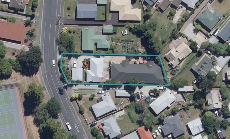 62 Knighton Road, Hillcrest, Hamilton - Carousel 1
