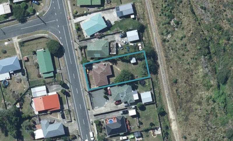 140 Driver Crescent, Cannons Creek, Porirua - Carousel 1