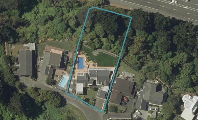 112 Clifton Terrace, Fitzherbert, Palmerston North - Carousel 1