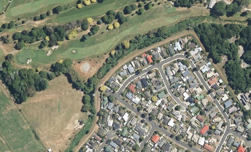 54 Whirinaki Crescent, Heretaunga, Upper Hutt - Carousel 1