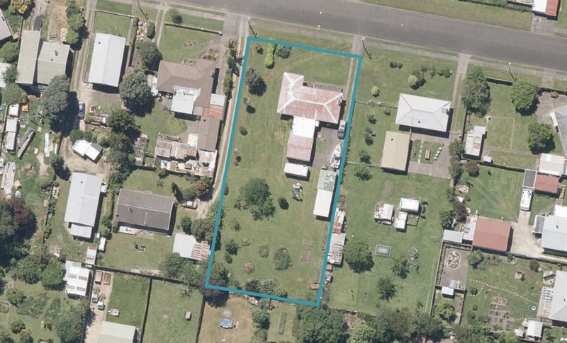 5 Lucknow Street, Aramoho, Whanganui - Carousel 1