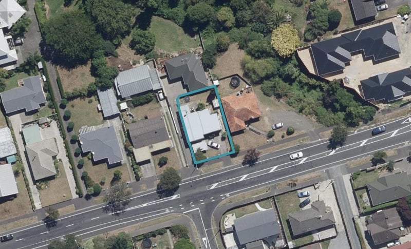 137 Clarkin Road, Fairfield, Hamilton - Carousel 1