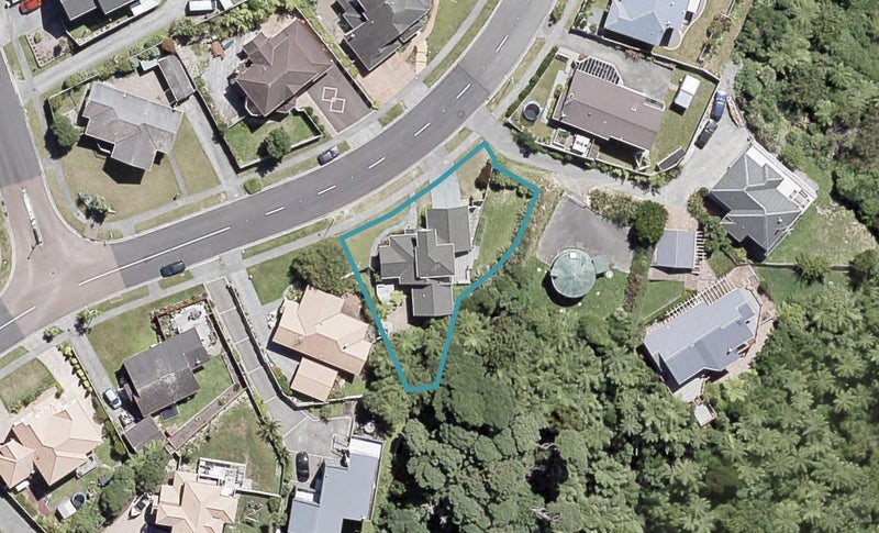 171 Tirohanga Road, Tirohanga, Lower Hutt - Carousel 1