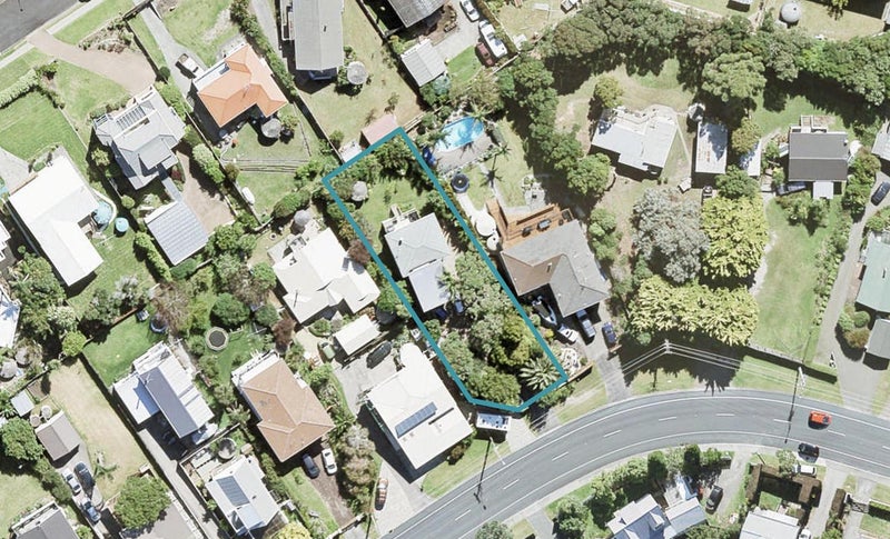 1360 Whangaparaoa Road, Army Bay, Whangaparaoa - Carousel 1