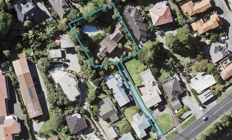 34A Selwyn Road, Cockle Bay, Auckland - Carousel 1