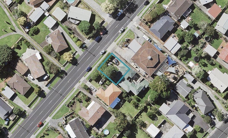 67A Hutchinsons Road, Bucklands Beach, Auckland - Carousel 1