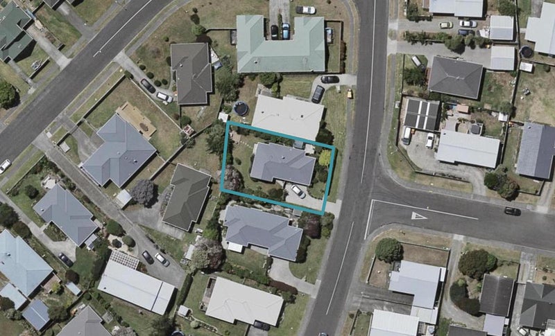 55 Makarini Street, Paraparaumu, Paraparaumu - Carousel 1