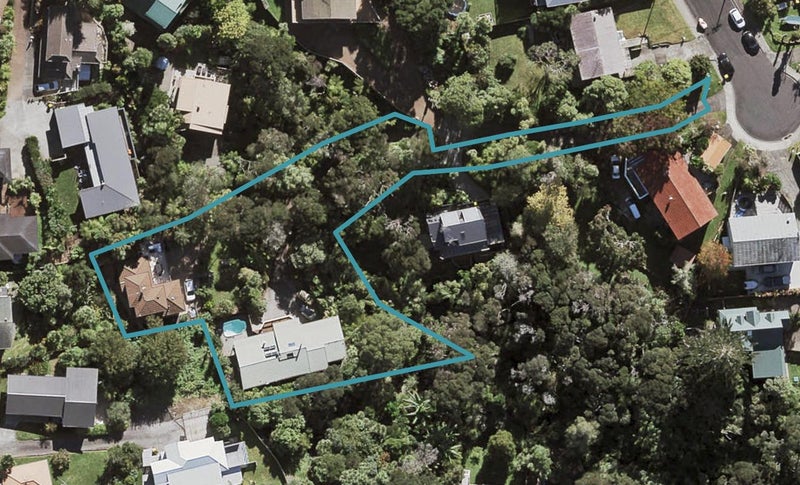 1/0 Felstead Street, Birkenhead, Auckland - Carousel 1