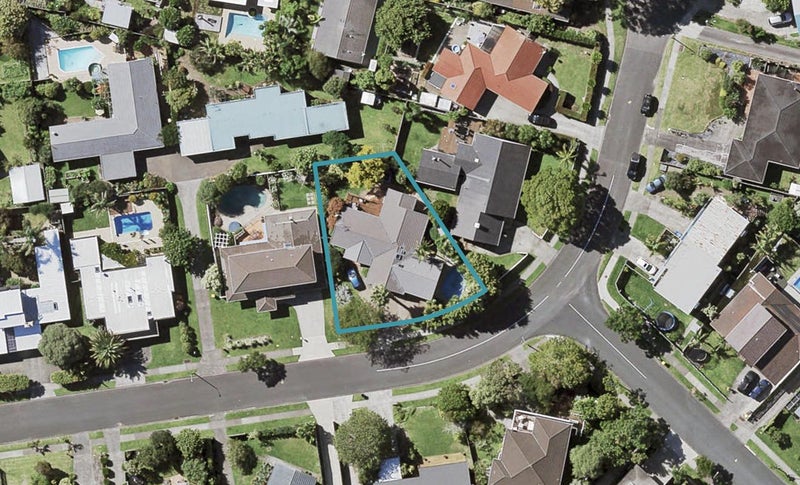 16 Roadley Avenue, Sunnyhills, Auckland - Carousel 1