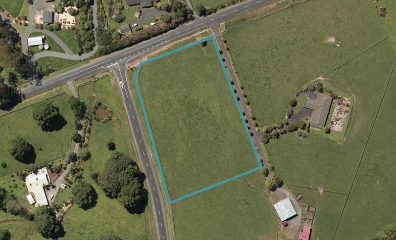 9 Chesterfield Place, Kamo - Carousel 1
