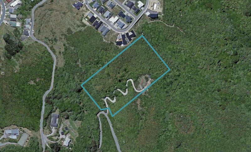 221 Glanmire Road, Newlands, Wellington - Carousel 1