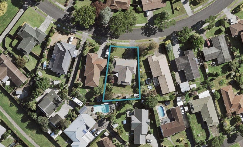 33 Evanda Crescent, Conifer Grove, Takanini - Carousel 1
