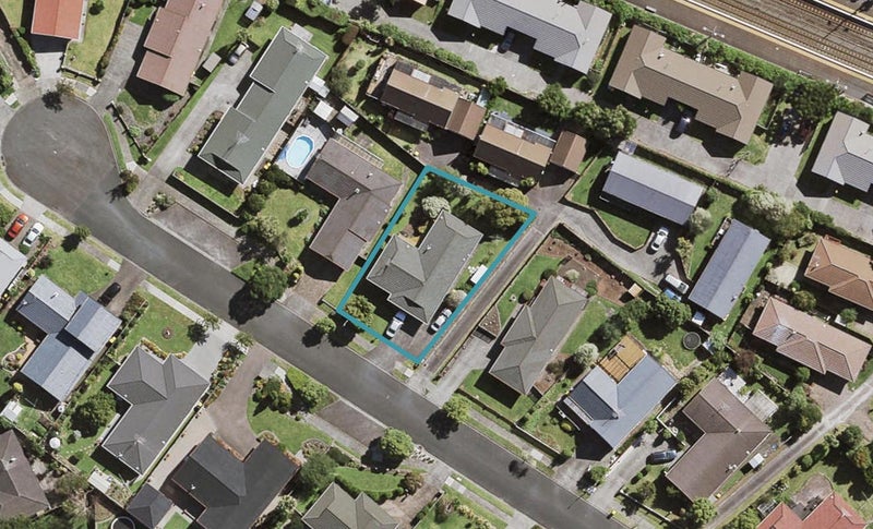 19 Septimus Place, Henderson, Auckland - Carousel 1