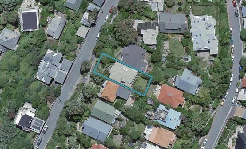 37 Fairview Crescent, Kelburn, Wellington - Carousel 1