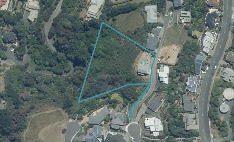 27 Commodore Place, Britannia Heights, Nelson - Carousel 1