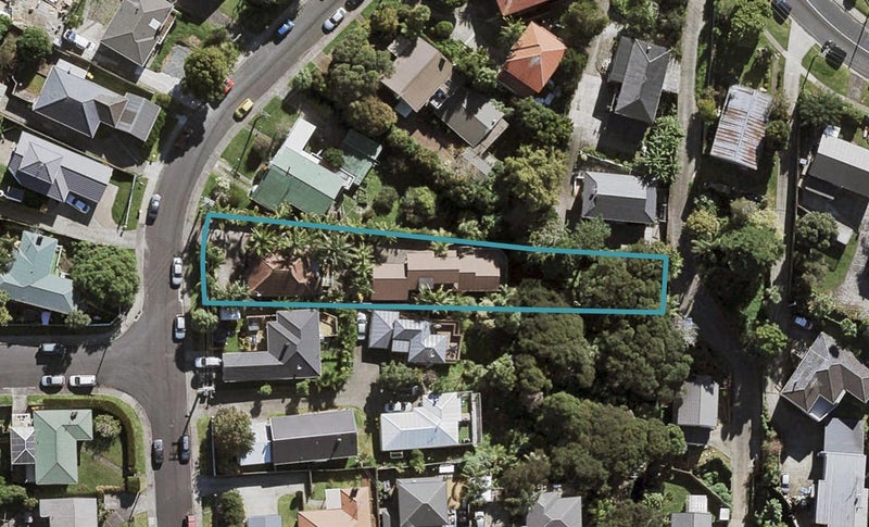 1/7 Merton Avenue, Glenfield, Auckland - Carousel 1