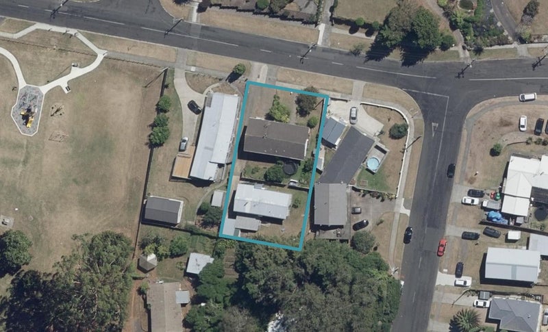 81 McKay Drive, Temple View, Hamilton - Carousel 1