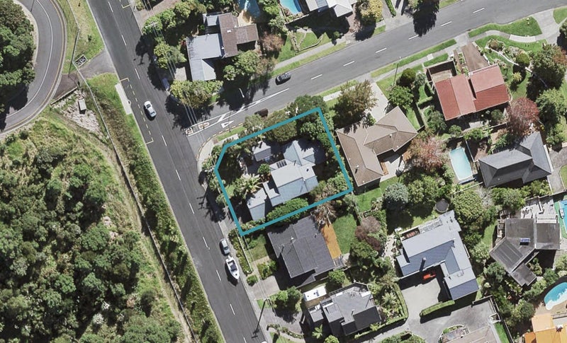 14 Onetaunga Road, Chatswood, Auckland - Carousel 1