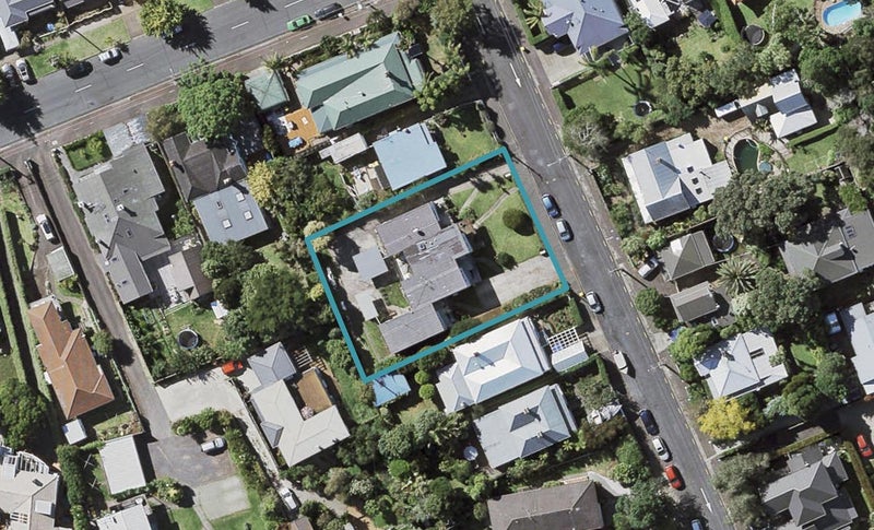 3/71 Church Street, Devonport, Auckland - Carousel 1