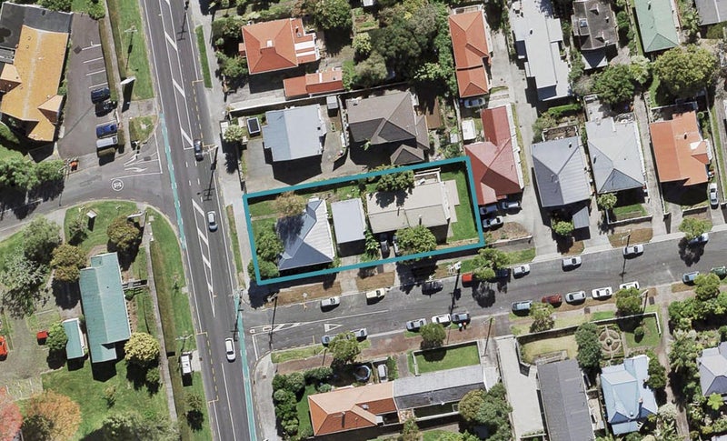 110 Carrington Road, Mount Albert, Auckland - Carousel 1